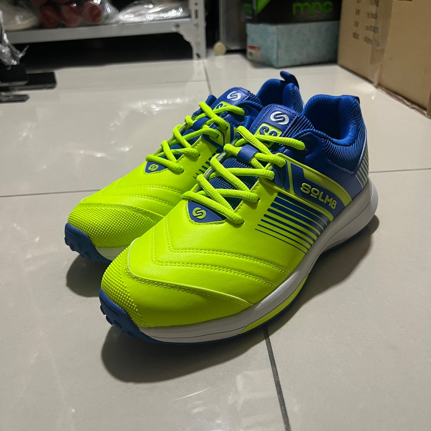 Solm8 S2 (Cricket Grippers)